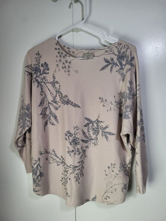 Sioni Sweaters - Sioni Women's LG Artsy Floral Rhinestone Soft Pullover Sweater